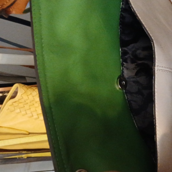 SOLD! Etienne Aigner Valencia Handbag - Picture 7 of 7